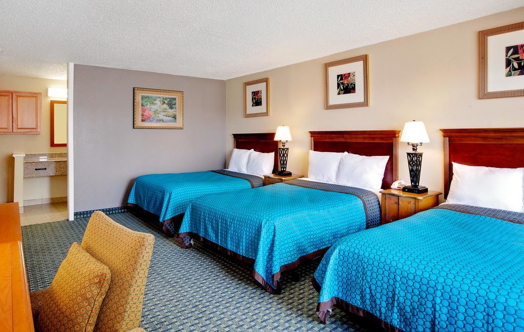 Days Inn By Wyndham Lafayette Near Lafayette Airport מראה חיצוני תמונה